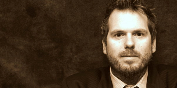 Globetrotting stand-up comedian Pete Johansson at the Winnipeg Comedy Festival episode artwork